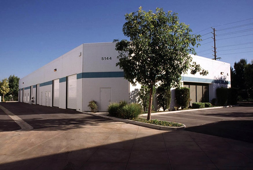 More Photos Of 5144 Commerce Ave, Moorpark Warehouse For Lease