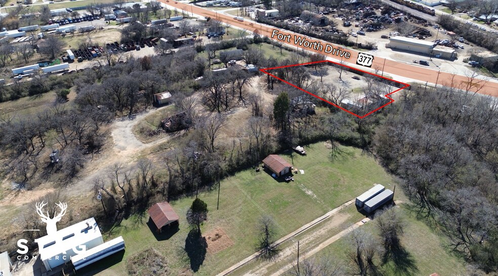 More Photos Of 1401 Fort Worth Dr, Denton Office For Lease