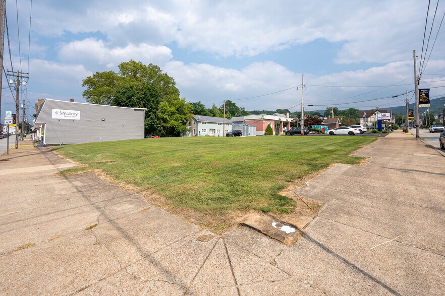 More Photos Of 106 E 1st Ave, Derry Freestanding For Sale