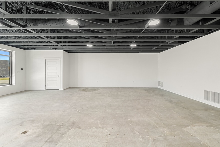 More Photos Of 301-303 Elliott St, Taylor Office For Lease