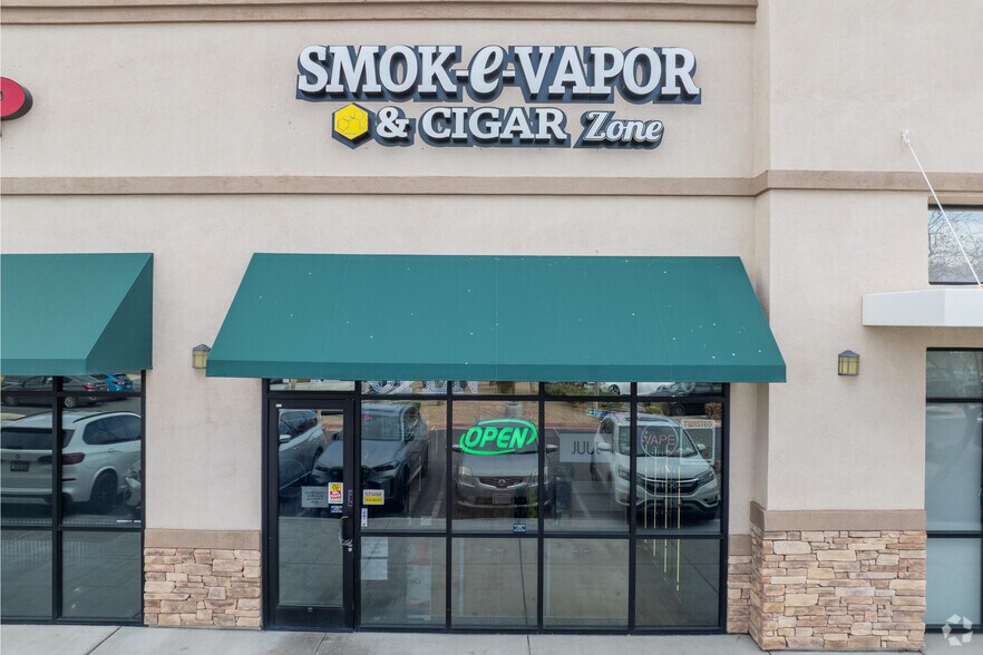 More Photos Of 7540 Oso Blanca Rd, Las Vegas Freestanding For Sale