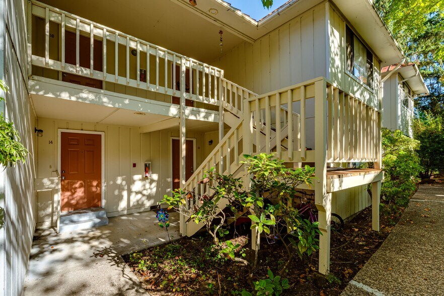 More Photos Of 5477 Donald St, Eugene Apartments For Sale