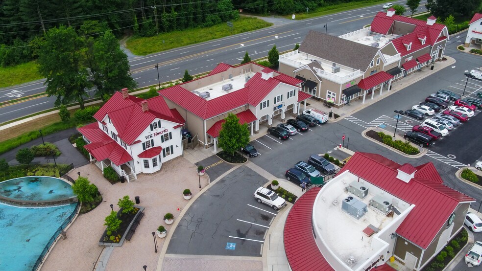 More Photos Of 120-130 Purcellville Gateway Dr, Purcellville General Retail For Lease