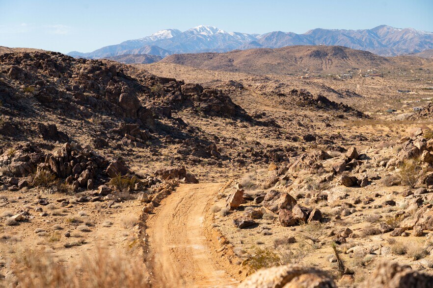 More Photos Of 61271 Calle Los Amigos, Joshua Tree Land For Sale