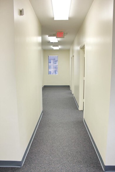 More Photos Of 524 Westgreen Blvd, Katy Medical For Lease