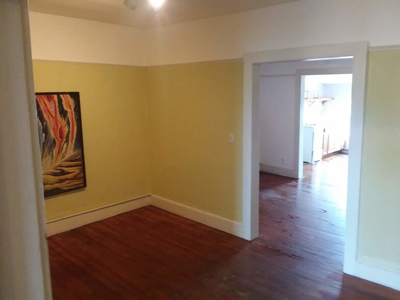 More Photos Of 322 Main St, Poughkeepsie Storefront Retail Residential For Sale