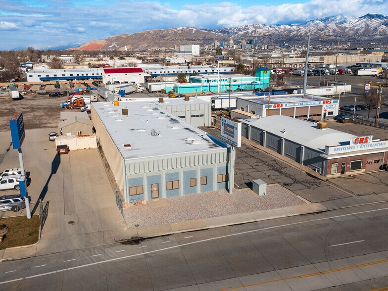 More Photos Of 950 W 2100 S, Salt Lake City Auto Repair For Lease