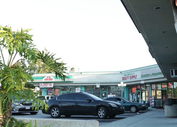 More Photos Of 10901 Crenshaw Blvd, Inglewood General Retail For Sale