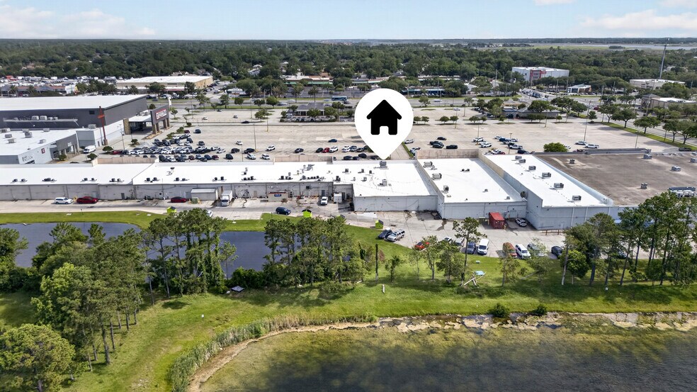 More Photos Of 14286 Beach Blvd, Jacksonville Beach General Retail For Sale