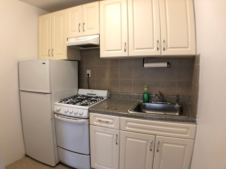 More Photos Of 125 Lexington Ave, New York Apartments For Sale