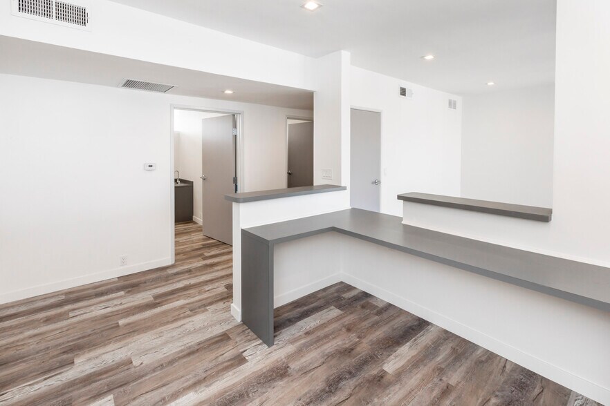 More Photos Of 2777 Pacific Ave, Long Beach Medical For Lease