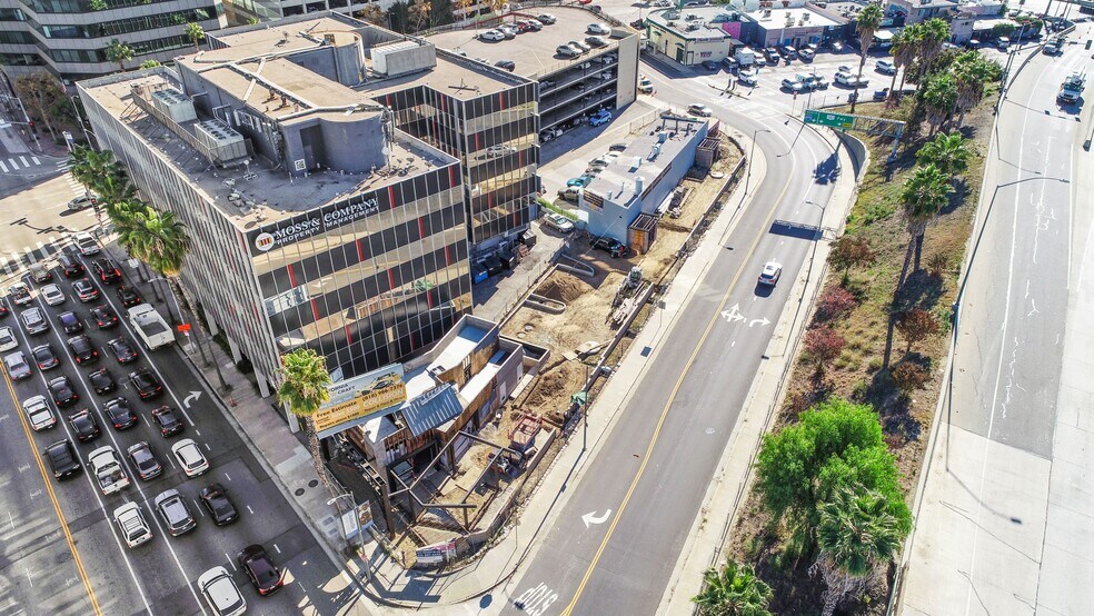 More Photos Of , Sherman Oaks General Retail For Sale