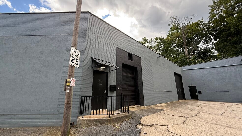 More Photos Of 719 Conestoga St, Bethlehem Warehouse For Lease