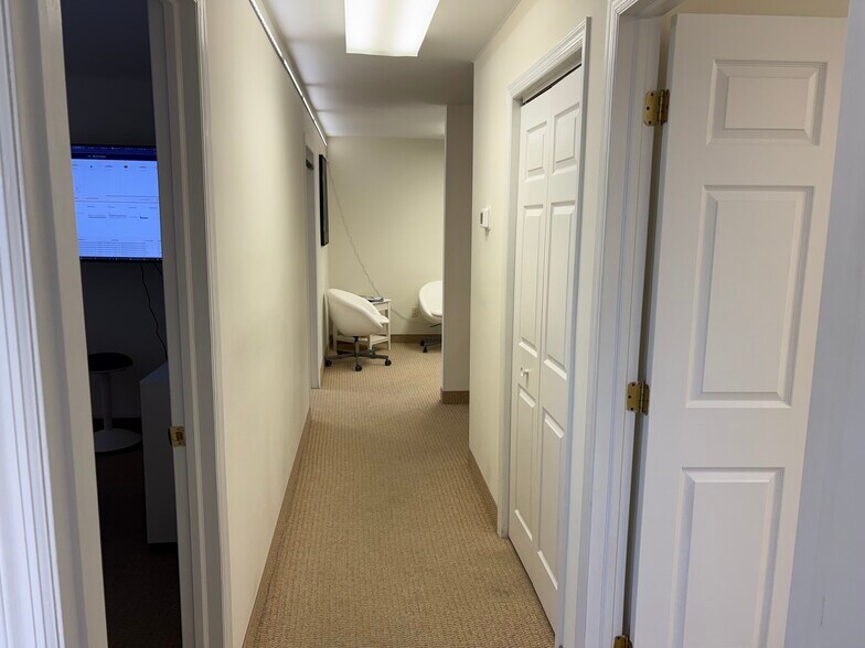 More Photos Of 1 Bethany Rd, Hazlet Office For Sale