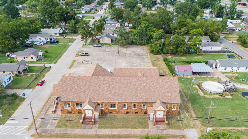More Photos Of 4225 W 5th St, Tulsa Religious Facility For Sale