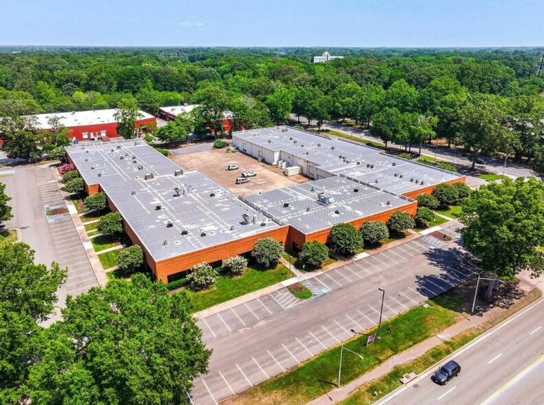 More Photos Of 813 Diligence Dr, Newport News Light Distribution For Sale
