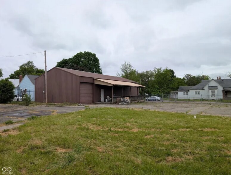 More Photos Of 1113 S Madison Ave, Anderson Warehouse For Sale
