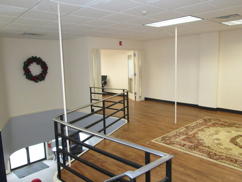 More Photos Of 1501 Main St, Rahway Office For Sale