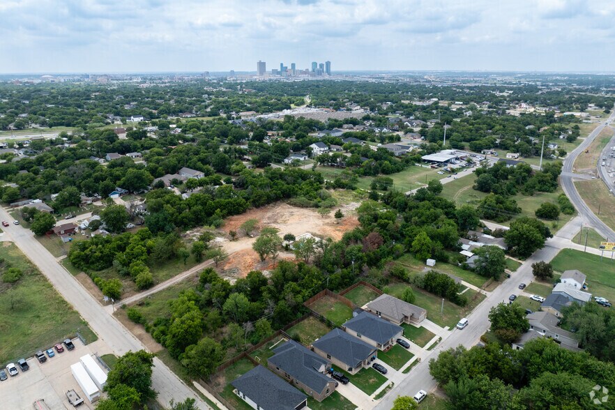 More Photos Of 1800 Logan St, Fort Worth Land For Sale