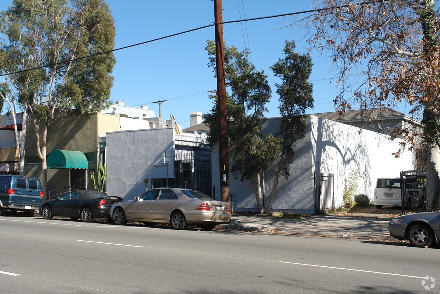 More Photos Of 4940 Vineland Ave, North Hollywood Loft Creative Space For Sale