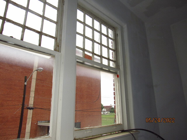 More Photos Of 301 N Washington St, Ardmore Distribution For Sale