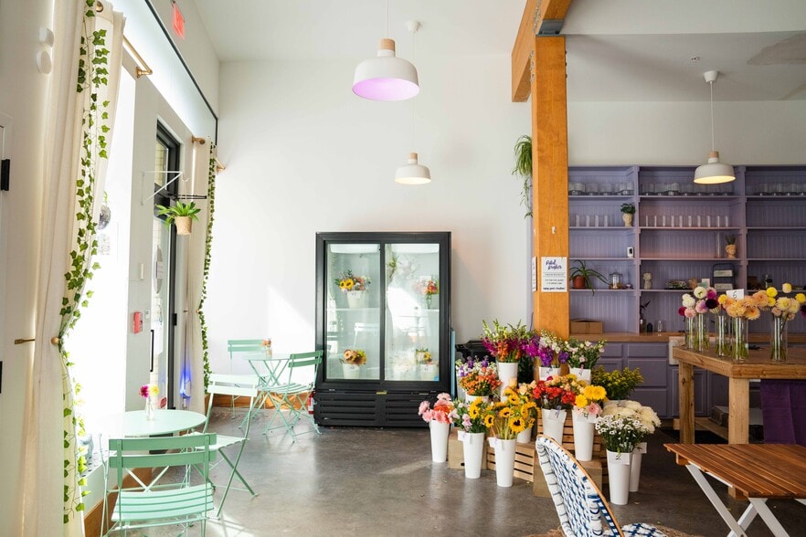 More Photos Of 15 Allen St, Buffalo Apartments For Lease