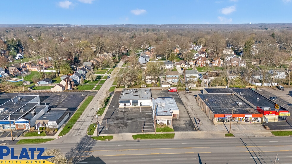 More Photos Of 5986-5998 Market St, Youngstown Storefront Retail Office For Lease
