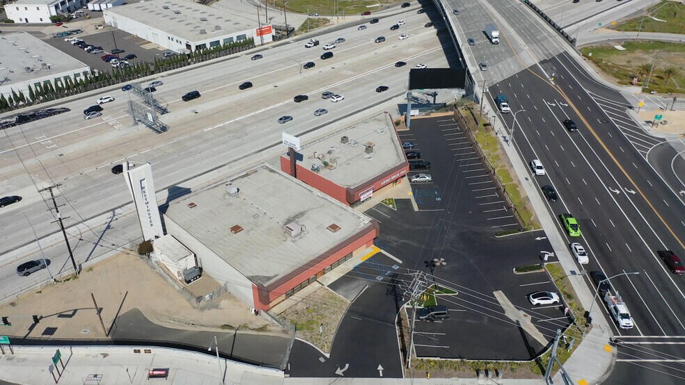 More Photos Of 14970 Goldenwest St, Westminster Freestanding For Lease