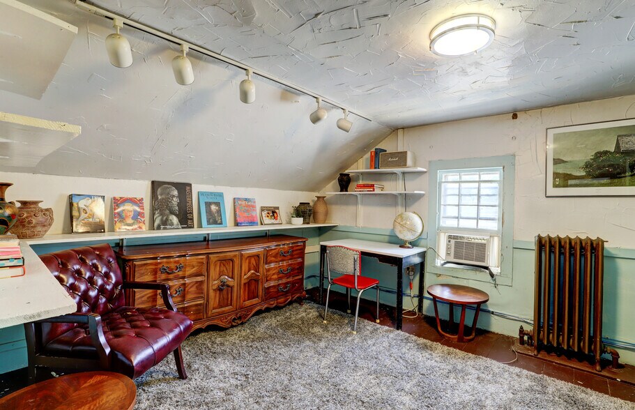 More Photos Of 1300 State Route 213, High Falls Restaurant For Sale