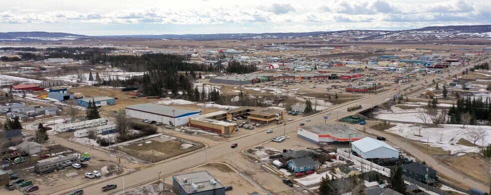More Photos Of 10600 8 St, Dawson Creek Hotel For Sale