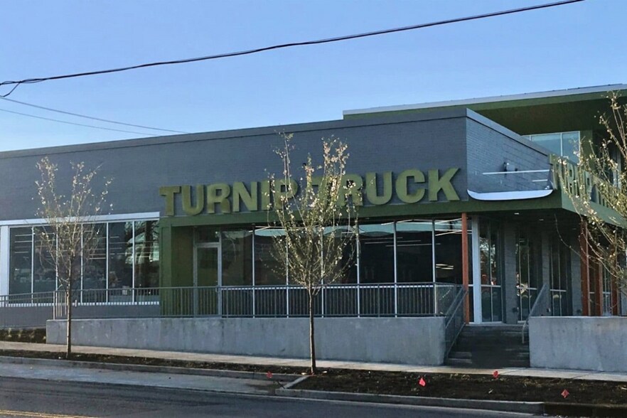 More Photos Of 3214 Charlotte Ave, Nashville Land For Sale