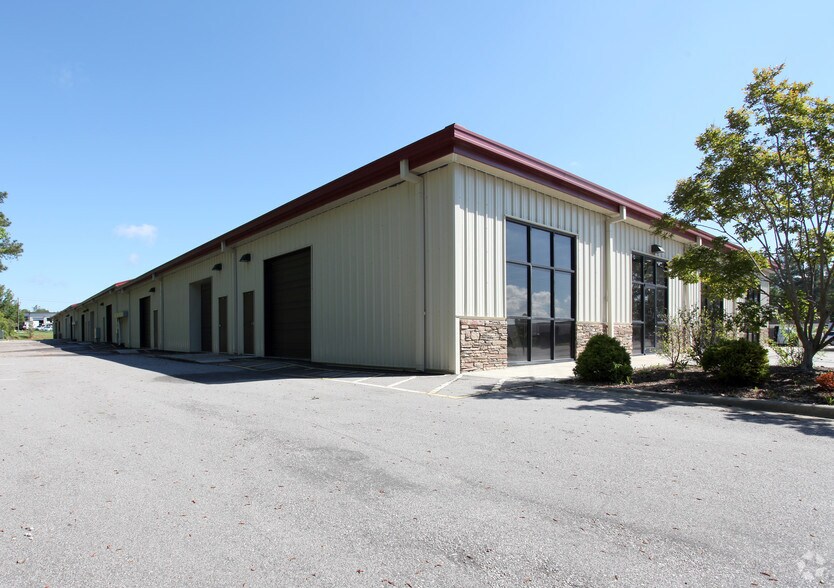 More Photos Of 3201 Northside Dr, Raleigh Flex For Lease