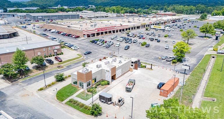 More Photos Of 3076 Pelham Pky, Pelham Fast Food For Sale