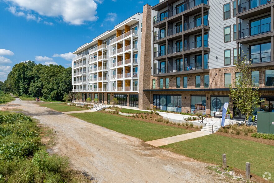 More Photos Of 1015 Boulevard SE, Atlanta Apartments For Lease