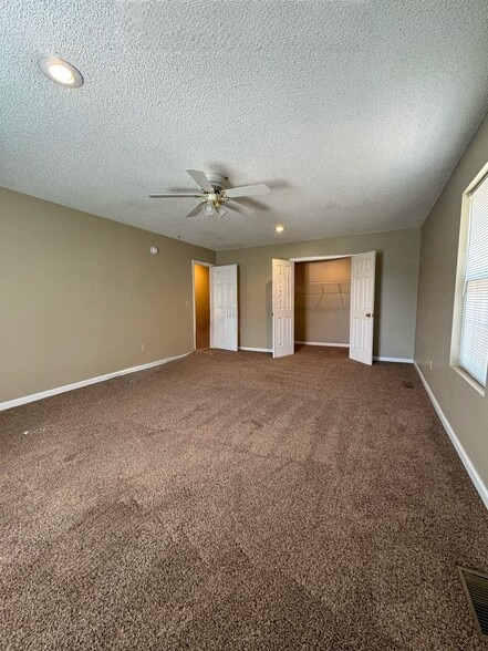 More Photos Of 751 Hunt St, Ashland Apartments For Sale