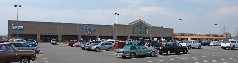 More Photos Of 2327-2369 Memorial Blvd, Murfreesboro Storefront For Sale