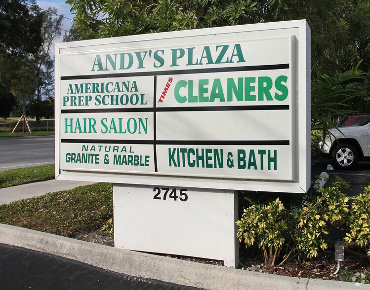 More Photos Of 2745 W Hillsboro Blvd, Deerfield Beach General Retail For Sale