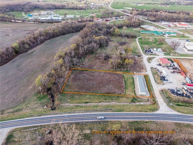 More Photos Of 314 10th st, Mound City Self Storage For Sale