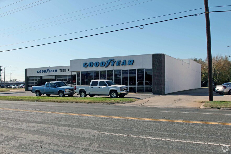 More Photos Of 5817 S Western Ave, Oklahoma City Auto Repair For Lease