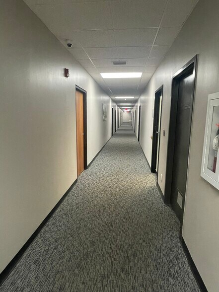 More Photos Of 13057 W Center Rd, Omaha Office For Lease