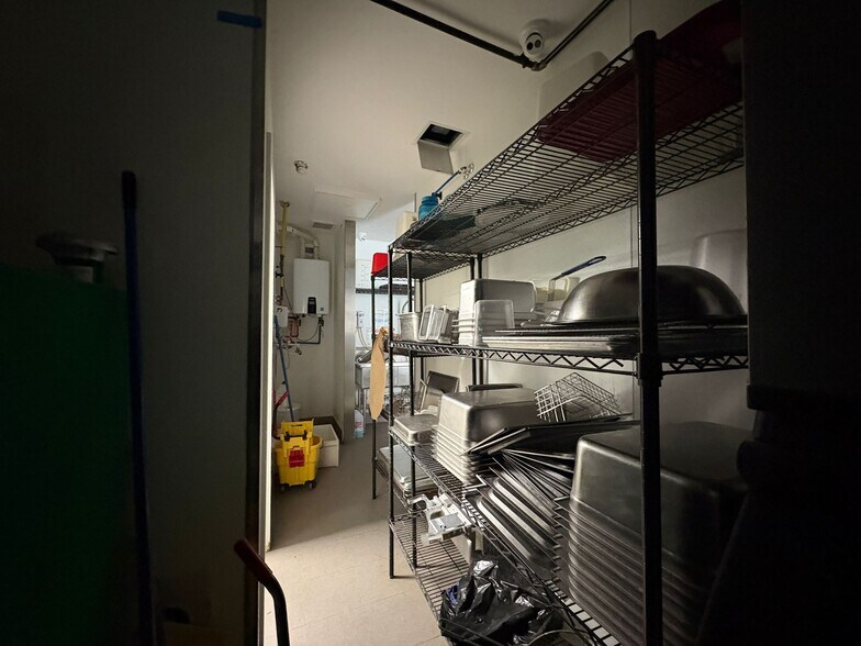More Photos Of 327 Atherley Rd, Orillia Fast Food For Sale