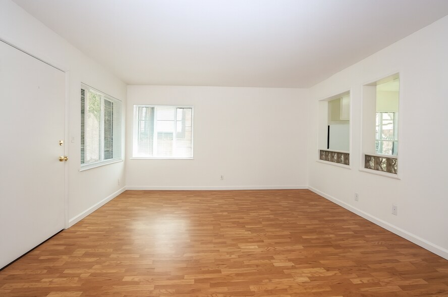 More Photos Of 539 Mandana Blvd, Oakland Apartments For Sale