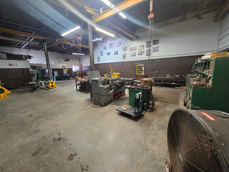 More Photos Of 220 Madison st, Webb City Industrial For Sale