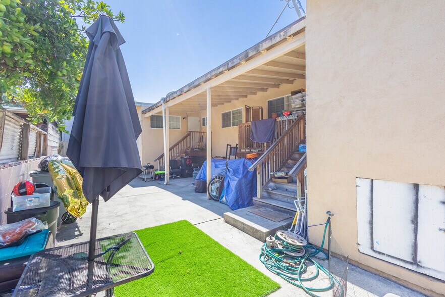 More Photos Of 3109 Sacramento St, Berkeley Storefront Retail Residential For Sale