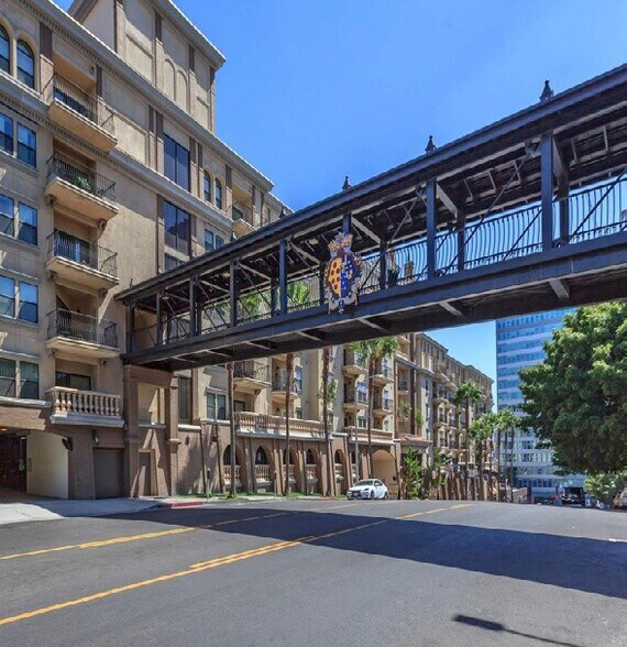 More Photos Of 609 St Paul Ave, Los Angeles Apartments For Lease