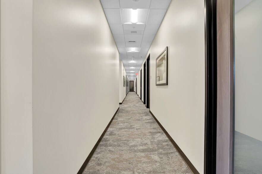 More Photos Of 8701 Menchaca Rd, Austin Medical For Sale