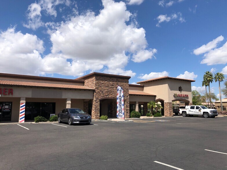 More Photos Of 590 N Alma School Rd, Chandler Freestanding For Lease