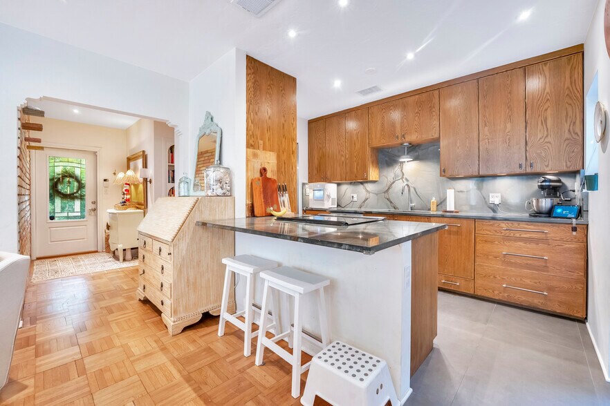 More Photos Of , Miami Multifamily For Sale