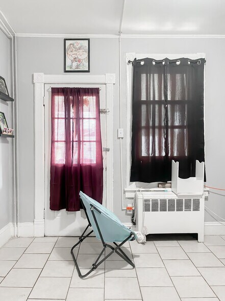 More Photos Of 72 1/2 Henry Ave, Newburgh Apartments For Sale