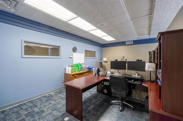 More Photos Of 1818 Grand Ave, Wausau Office For Sale